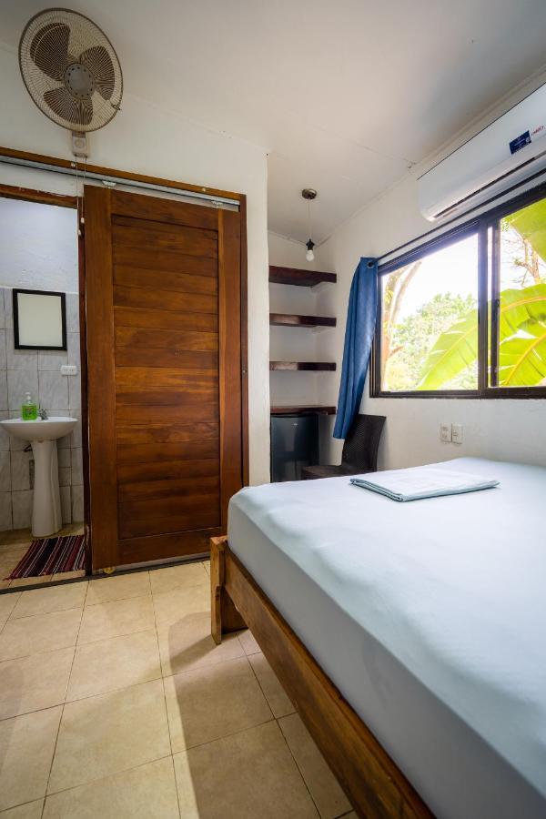Pura Vida Mini Hostel Santa Teresa Playa Santa Teresa  Екстер'єр фото